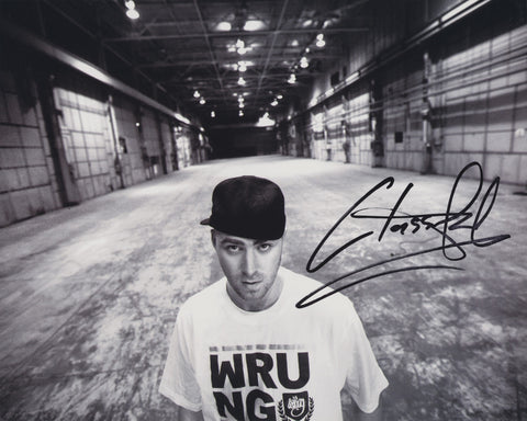 CLASSIFIED SIGNED 8X10 PHOTO 2