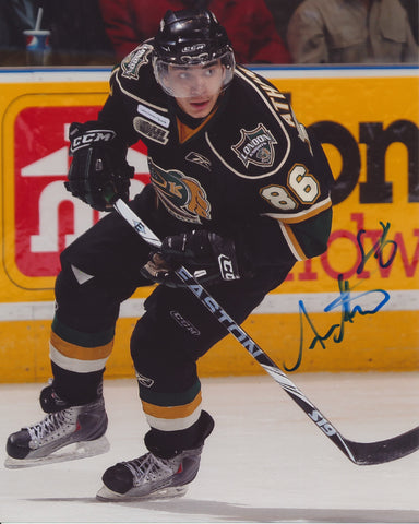 ANDREA ATHANASIOU SIGNED LONDON KNIGHTS 8X10 PHOTO 2