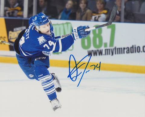 OWEN TIPPETT SIGNED MISSISSAUGA STEELHEADS 8X10 PHOTO