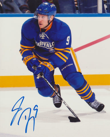 DEREK ROY SIGNED BUFFALO SABRES 8X10 PHOTO 3