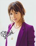 STEPHANIE SZOSTAK SIGNED 8X10 PHOTO