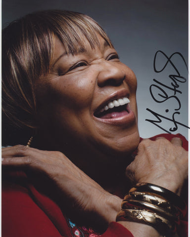 MAVIS STAPLES SIGNED 8X10 PHOTO