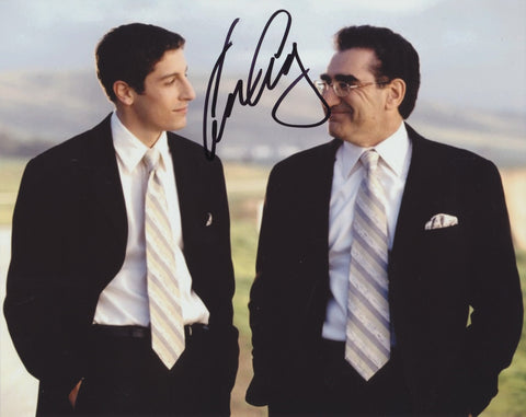 EUGENE LEVY SIGNED AMERICAN PIE 8X10 PHOTO