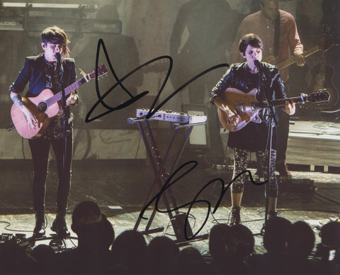 TEGAN AND SARA SIGNED 8X10 PHOTO 11