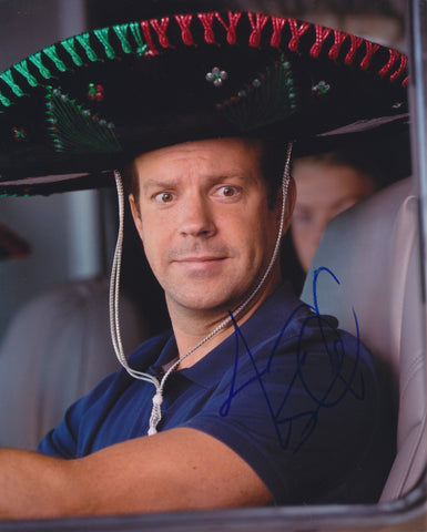 JASON SUDEIKIS SIGNED WE'RE THE MILLERS 8X10 PHOTO 3