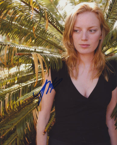 SARAH POLLEY SIGNED 8X10 PHOTO 3