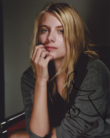 MELANIE LAURENT SIGNED 8X10 PHOTO 3