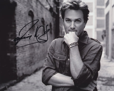 MICHAEL W SMITH SIGNED 8X10 PHOTO