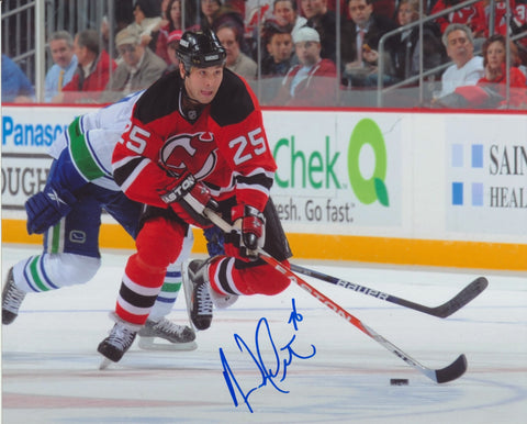 ANDREW PETERS SIGNED NEW JERSEY DEVILS 8X10 PHOTO