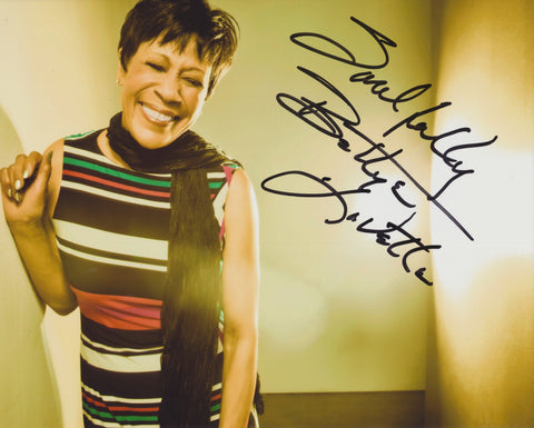 BETTYE LAVETTE SIGNED 8X10 PHOTO