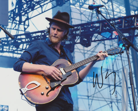 WESLEY SCHULTZ SIGNED THE LUMINEERS 8X10 PHOTO 4