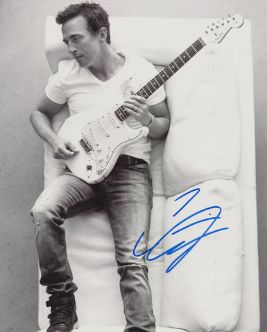 COLIN JAMES SIGNED 8X10 PHOTO 5