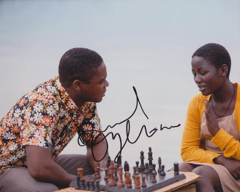 DAVID OYELOWO SIGNED QUEEN OF KATWE 8X10 PHOTO