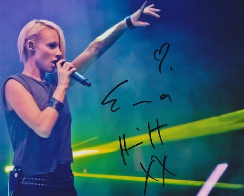 EMMA HEWITT SIGNED 8X10 PHOTO 7