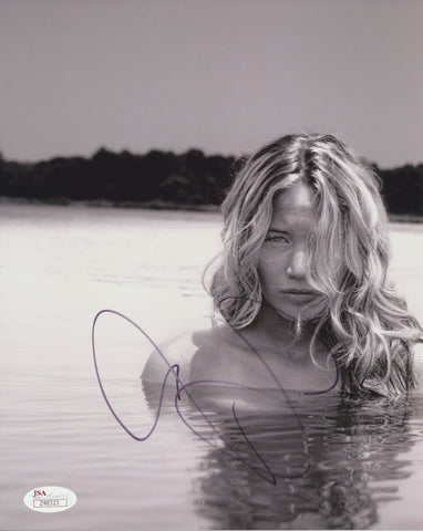 JENNIFER LAWRENCE SIGNED 8X10 PHOTO JSA