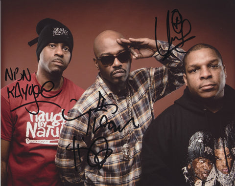 NAUGHTY BY NATURE SIGNED 8X10 PHOTO