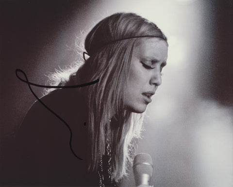 LYKKE LI SIGNED 8X10 PHOTO 4