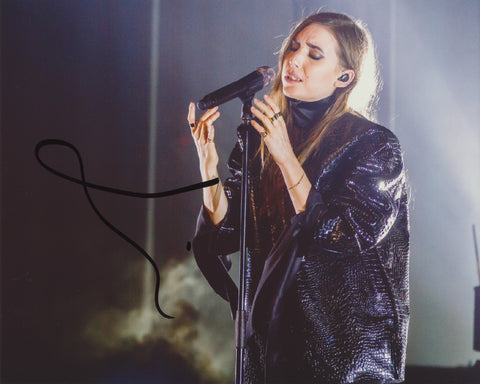 LYKKE LI SIGNED 8X10 PHOTO 6