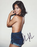 OLIVIA MUNN SIGNED 8X10 PHOTO 18