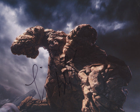 JAMIE BELL SIGNED FANTASTIC FOUR 8X10 PHOTO