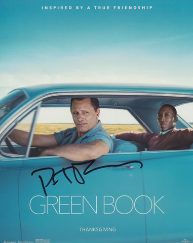 PETER FARRELLY SIGNED GREEN BOOK 8X10 PHOTO
