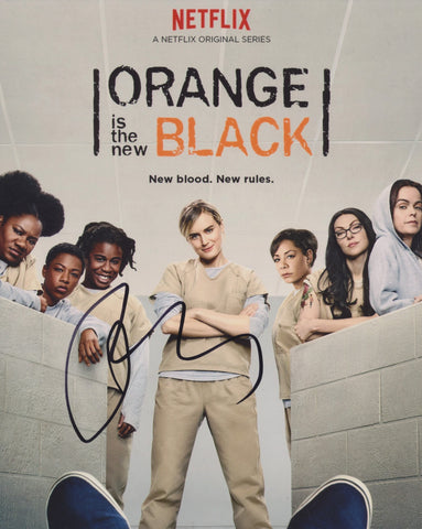 TAYLOR SCHILLING SIGNED ORANGE IS THE NEW BLACK 8X10 PHOTO 2