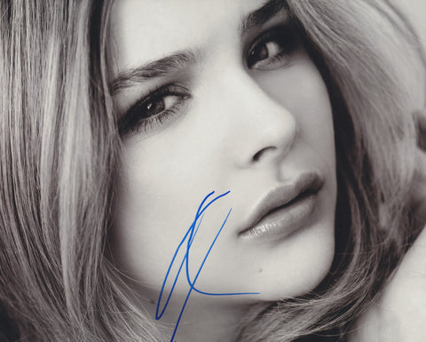 CHLOE GRACE MORETZ SIGNED 8X10 PHOTO 2