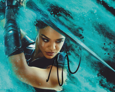 TESSA THOMPSON SIGNED THOR RAGNAROK 8X10 PHOTO 4