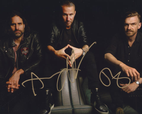 MIIKE SNOW SIGNED 8X10 PHOTO 5