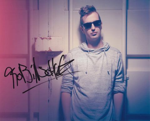 ROBIN SCHULZ SIGNED 8X10 PHOTO 4