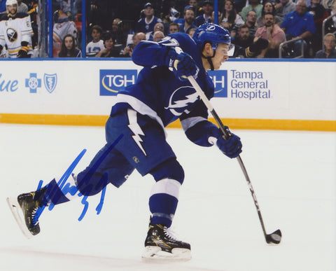 YANNI GOURDE SIGNED TAMPA BAY LIGHTNING 8X10 PHOTO