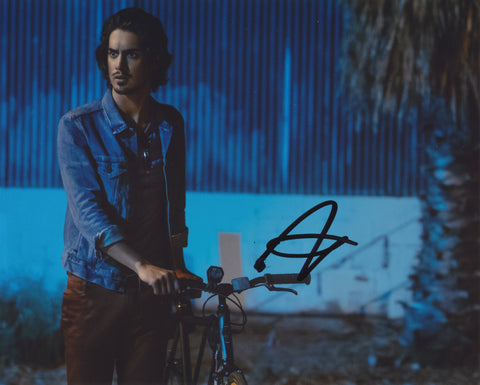 AVAN JOGIA SIGNED NOW APOCALYPSE 8X10 PHOTO 3