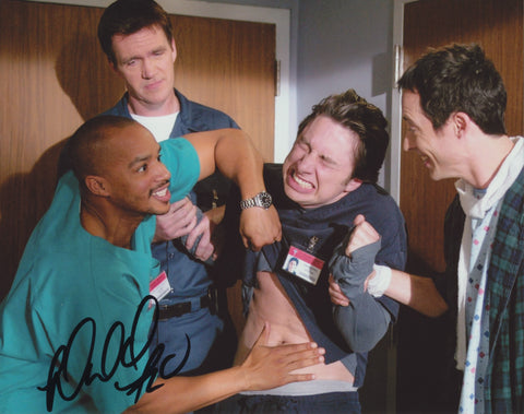 DONALD FAISON SIGNED SCRUBS 8X10 PHOTO