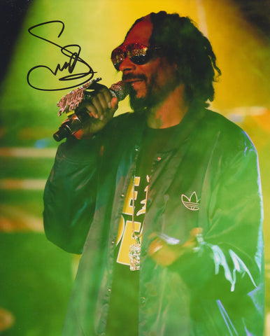 SNOOP DOGG SIGNED 8X10 PHOTO 11