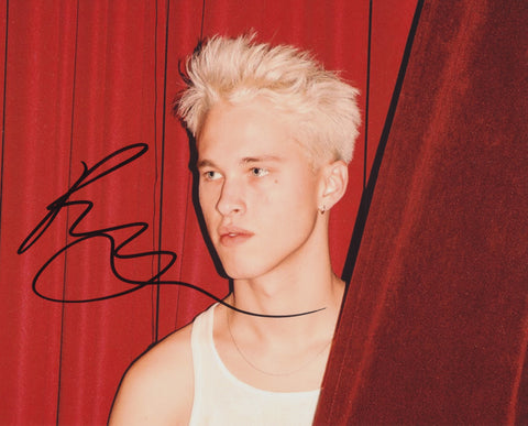 RYAN BEATTY SIGNED 8X10 PHOTO 2