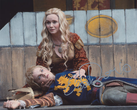 ESSIE DAVIS SIGNED GAME OF THRONES 8X10 PHOTO