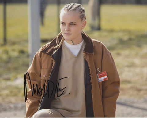 MADELINE BREWER SIGNED ORANGE IS THE NEW BLACK 8X10 PHOTO