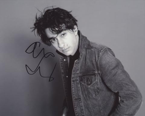 ALEX WOLFF SIGNED 8X10 PHOTO 4