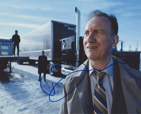DAVID THEWLIS SIGNED FARGO 8X10 PHOTO