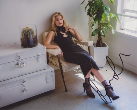 OLIVIA HOLT SIGNED 8X10 PHOTO 4