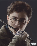 DANIEL RADCLIFFE SIGNED HARRY POTTER 8X10 PHOTO JSA 2