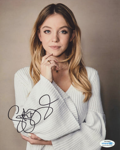 SYDNEY SWEENEY SIGNED 8X10 PHOTO ACOA