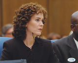 SARAH PAULSON SIGNED AMERICAN CRIME STORY 8X10 PHOTO ACOA