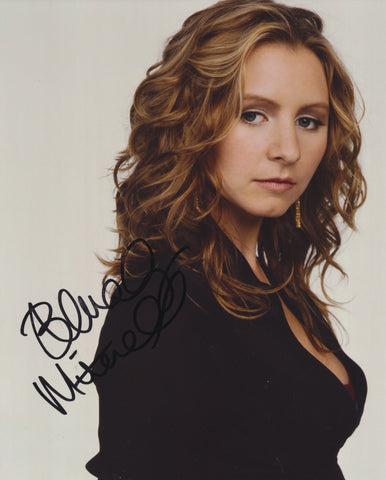 BEVERLEY MITCHELL SIGNED 7TH HEAVEN 8X10 PHOTO