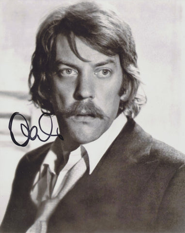 DONALD SUTHERLAND SIGNED 8X10 PHOTO