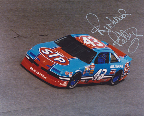 RICHARD PETTY SIGNED NASCAR 8X10 PHOTO