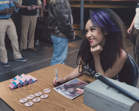 ELLEN WONG SIGNED GLOW 8X10 PHOTO