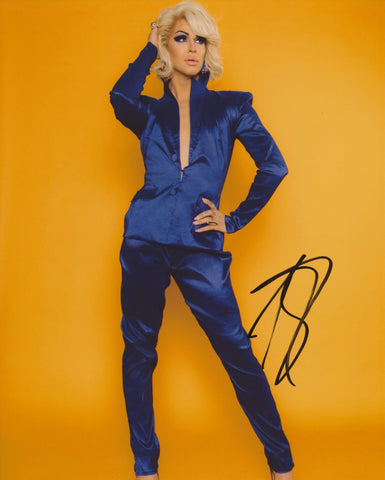 BROOKE LYNN HYTES SIGNED CANADA'S DRAG RACE 8X10 PHOTO