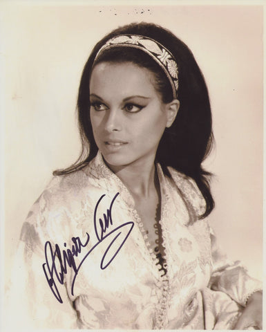 ALIZA GUR SIGNED 8X10 PHOTO