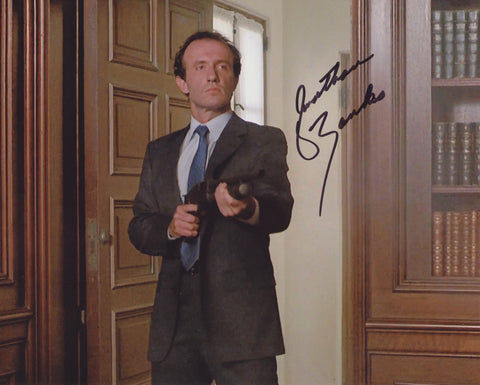 JONATHAN BANKS SIGNED BEVERLY HILLS COP 8X10 PHOTO